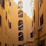 Leone IV Private Apartment