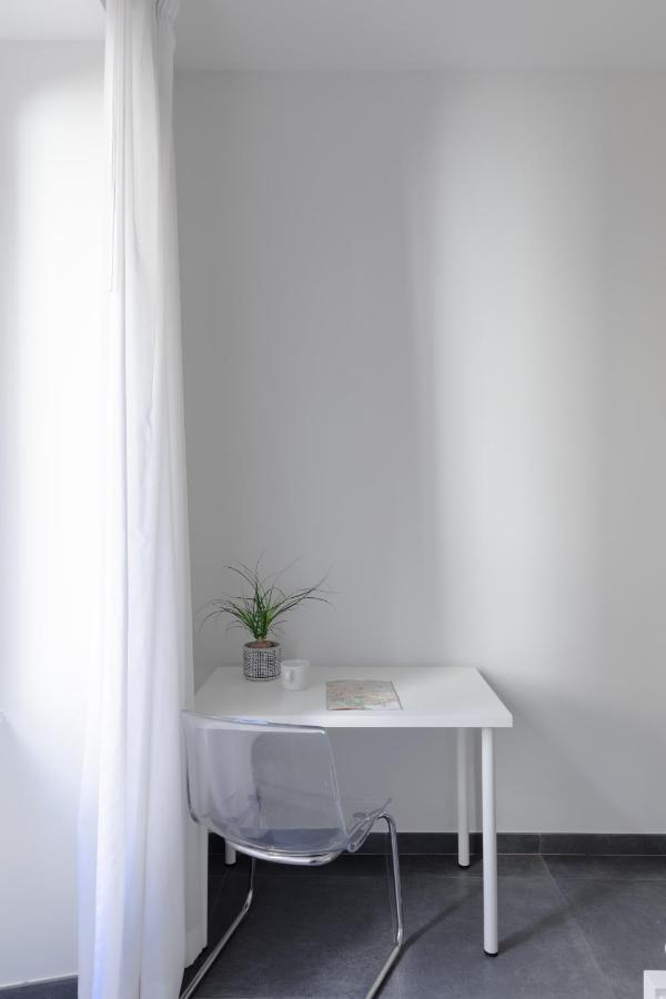 Leone Iv Private Apartment